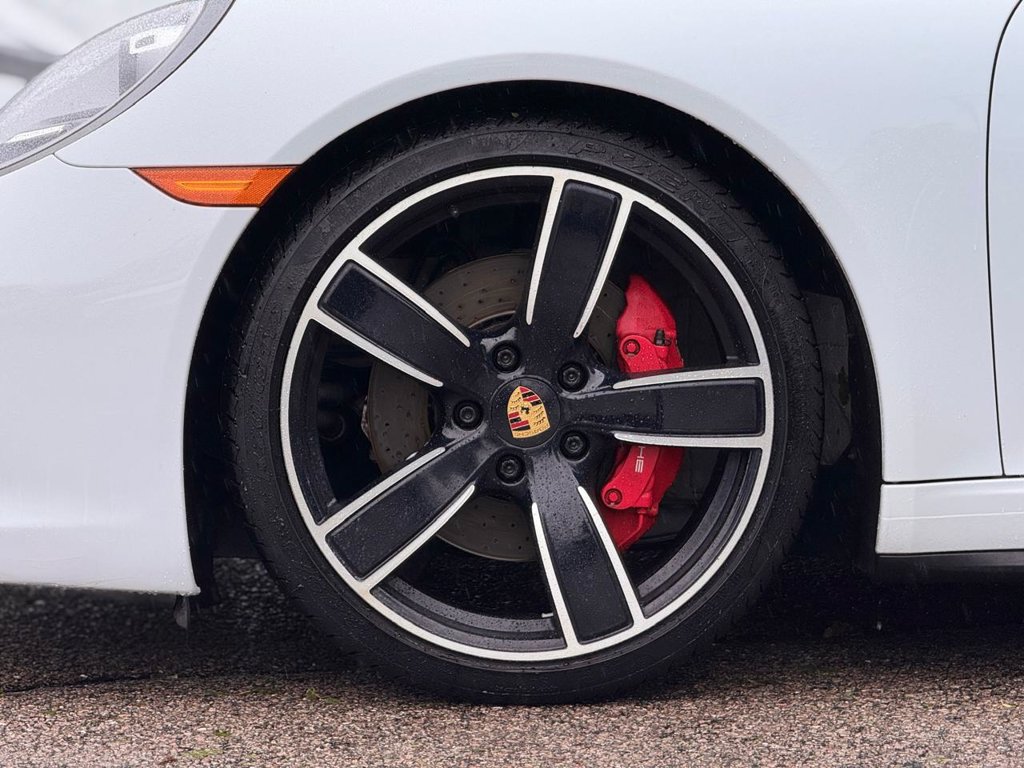 2018 Porsche 911 GTS - Photo 12