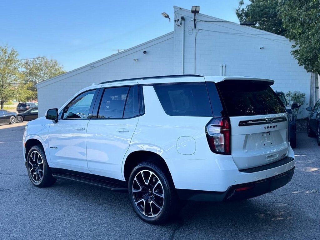 2024 Chevrolet Tahoe RST photo 2