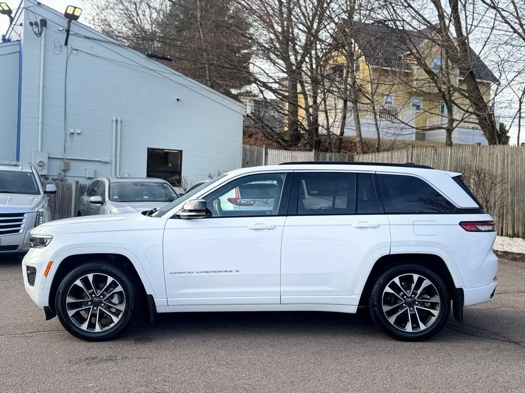 Used 2024 Jeep Grand Cherokee Overland SUV