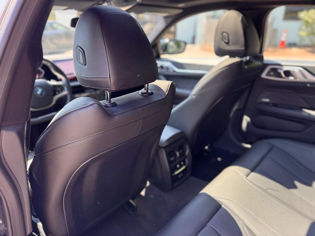 2025 BMW 4 Series 430i - Photo 21