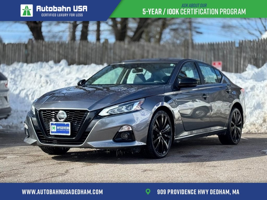 2022 Nissan Altima SR