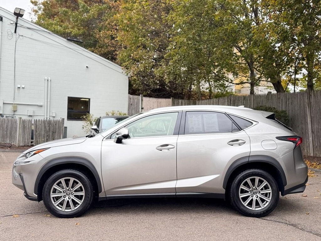 2020 Lexus NX 300 photo 2