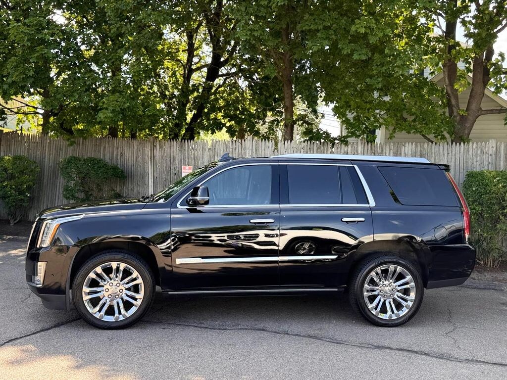 Used 2017 Cadillac Escalade Premium Luxury SUV