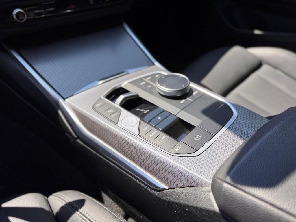 2025 BMW 4 Series 430i - Photo 18