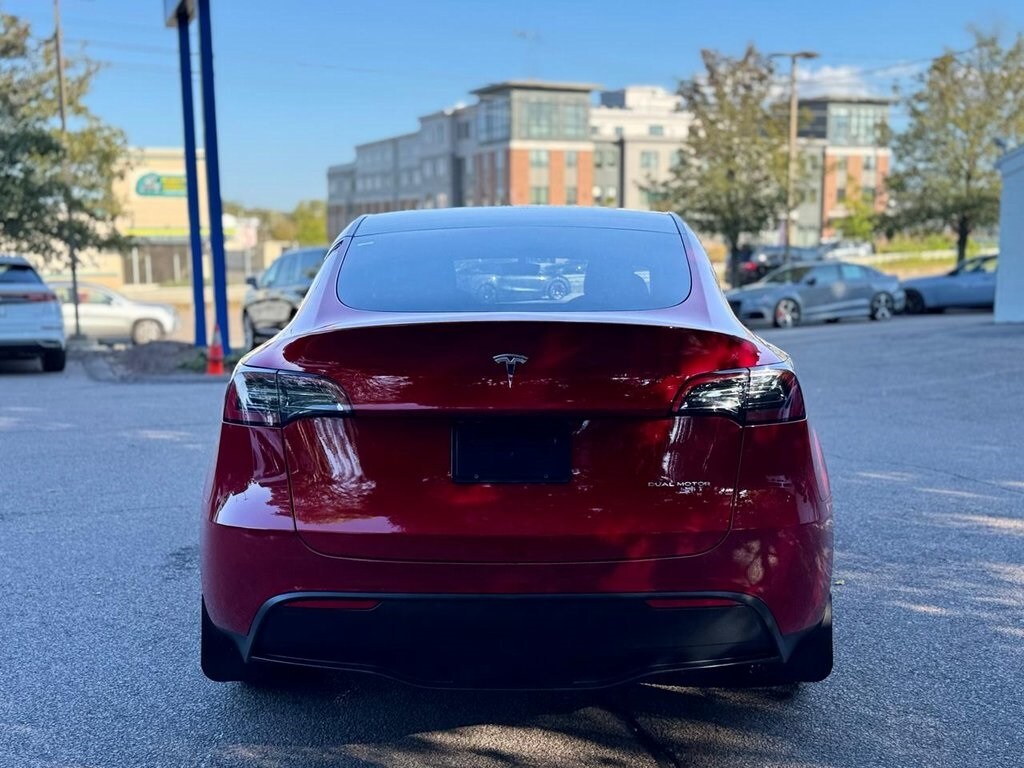 2023 Tesla Model Y Long Range photo 4