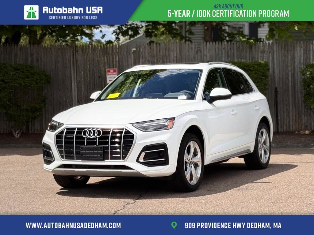 2021 Audi Q5 45 Premium Plus's photo