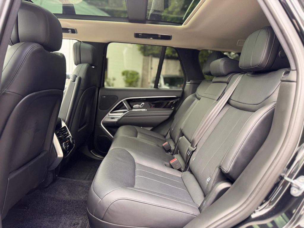 2023 Land Rover Range Rover SE - Photo 26