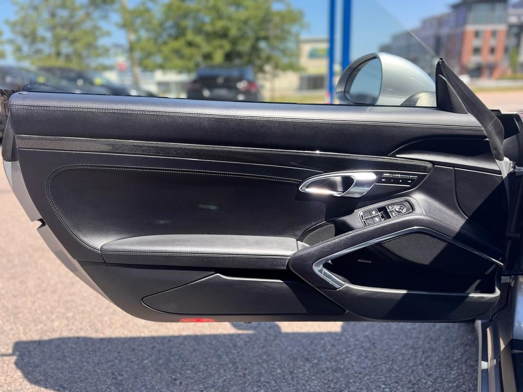 2019 Porsche 911 GTS - Photo 14