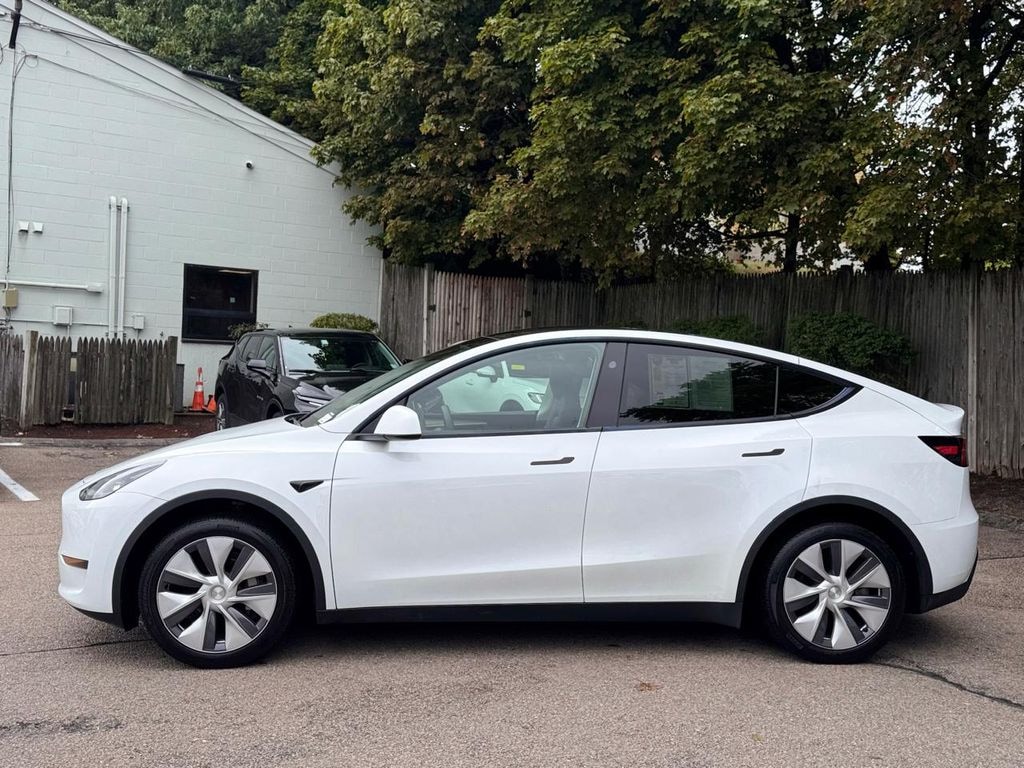 Used 2024 Tesla Model Y Long Range SUV