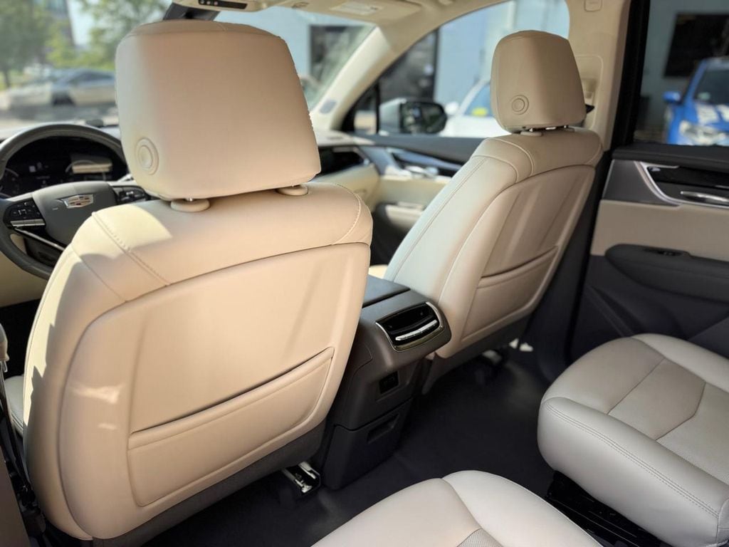 2024 Cadillac XT6 Premium Luxury - Photo 21