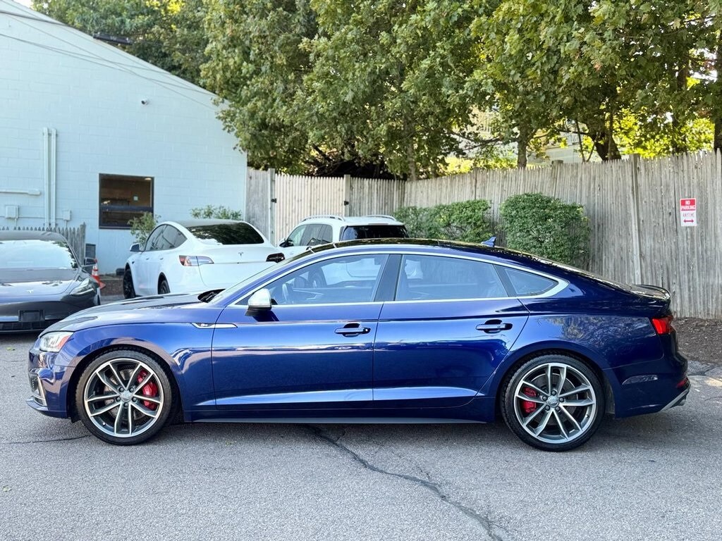 2018 Audi S5 Prestige photo 2