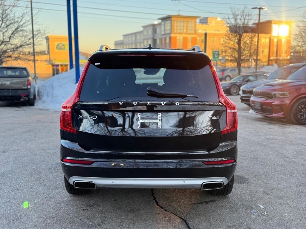 Used 2018 Volvo XC90 T6 Momentum SUV