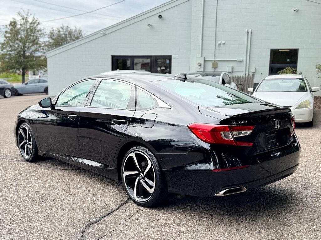 2018 Honda Accord Sport photo 3