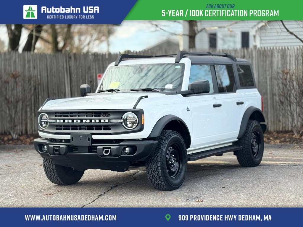 2022 Ford Bronco 4-Door Black Diamond's photo
