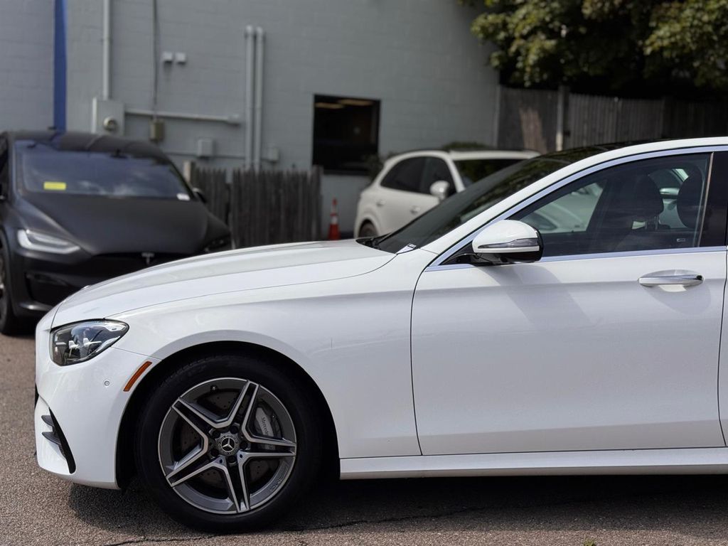 2023 Mercedes-Benz E-Class E350 - Photo 10