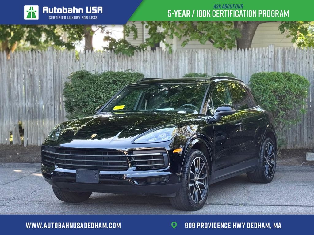 2023 Porsche Cayenne Platinum Edition's photo