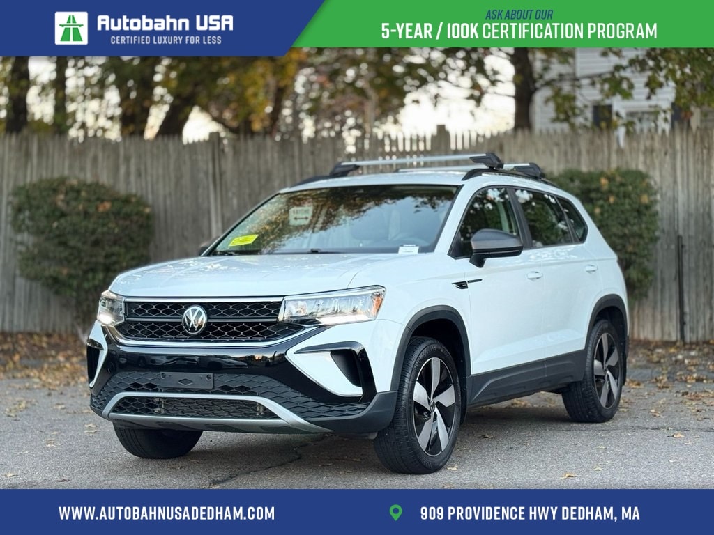 2024 Volkswagen Taos S's photo