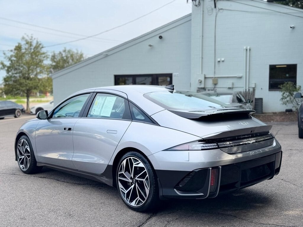 2023 Hyundai Ioniq 6 SEL photo 4