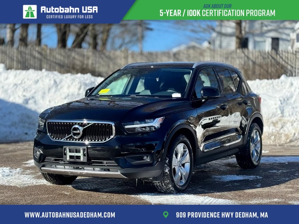 Used 2021 Volvo XC40 Momentum SUV