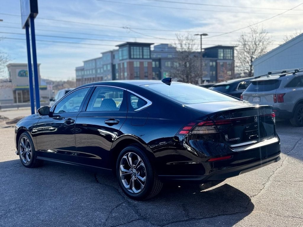 Used 2023 Honda Accord EX Sedan