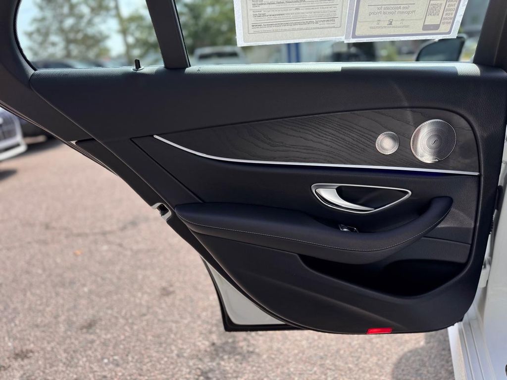 2023 Mercedes-Benz E-Class E350 - Photo 20