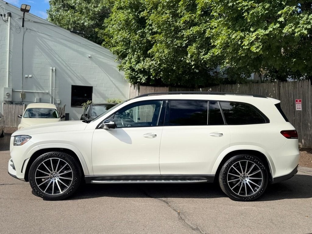 2021 Mercedes Benz GLS 580 4MATIC photo 2