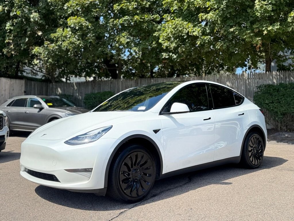 2021 Tesla Model Y Long Range photo 2