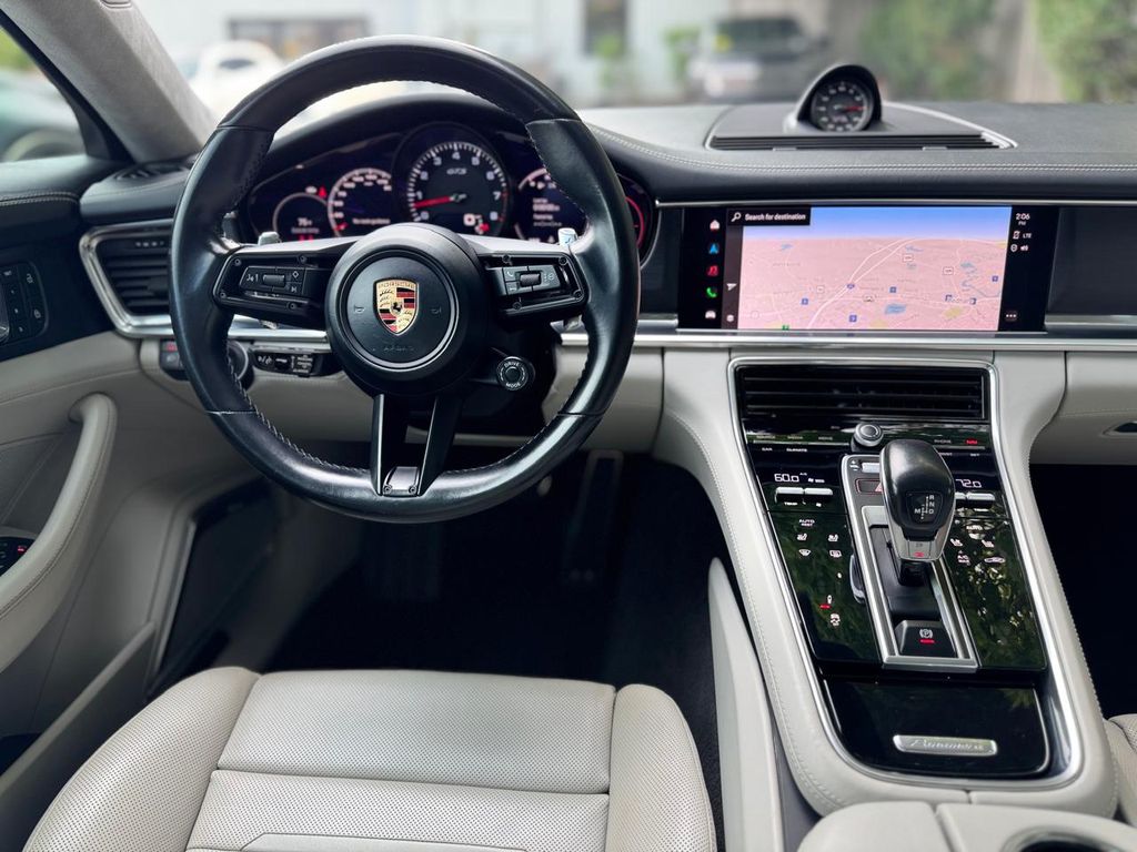2023 Porsche Panamera GTS - Photo 27
