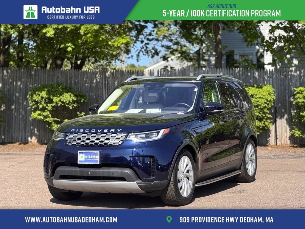 2022 Land Rover Discovery S's photo