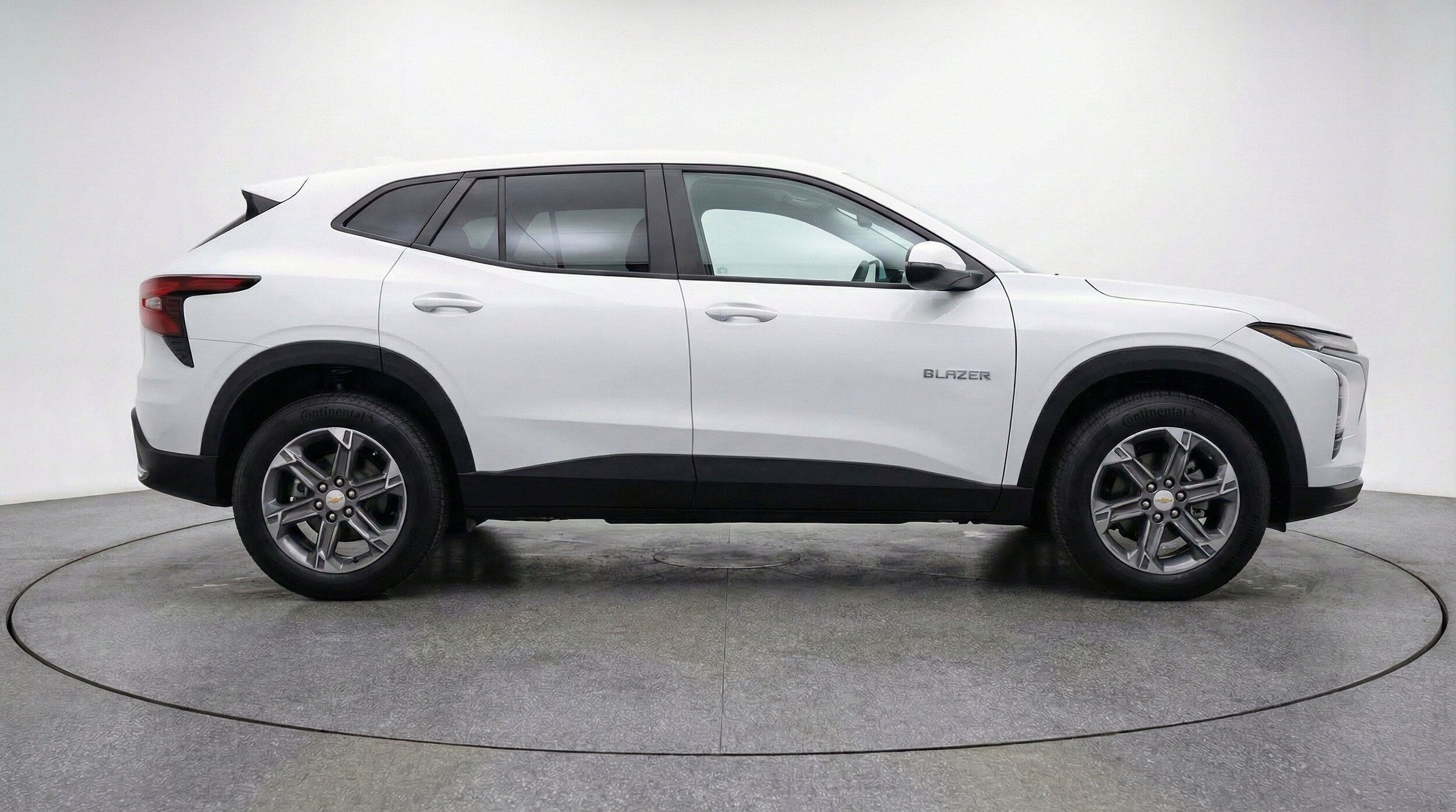 Thumbnail: 2025 Chevrolet Blazer - 11