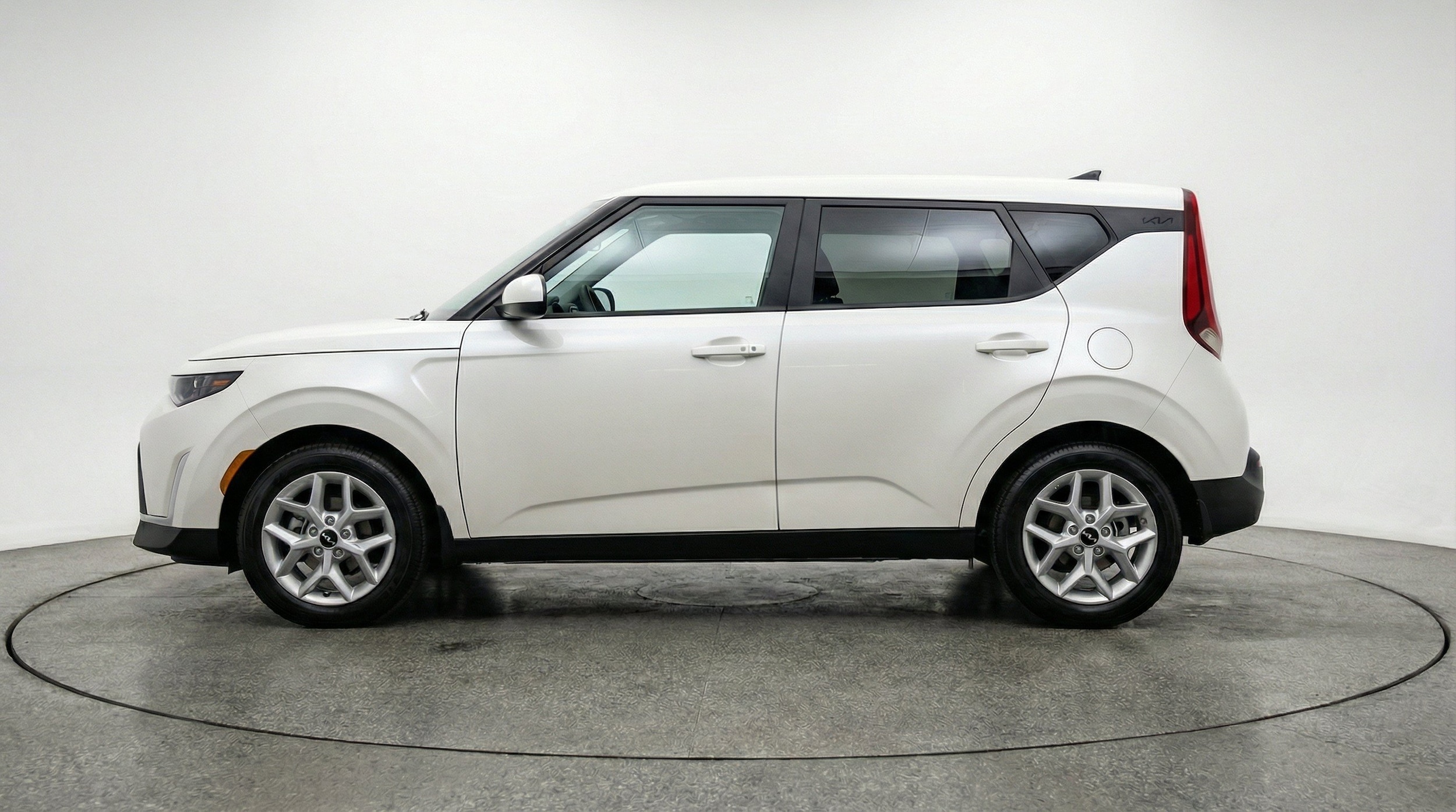 Thumbnail: 2025 Kia Soul - 5