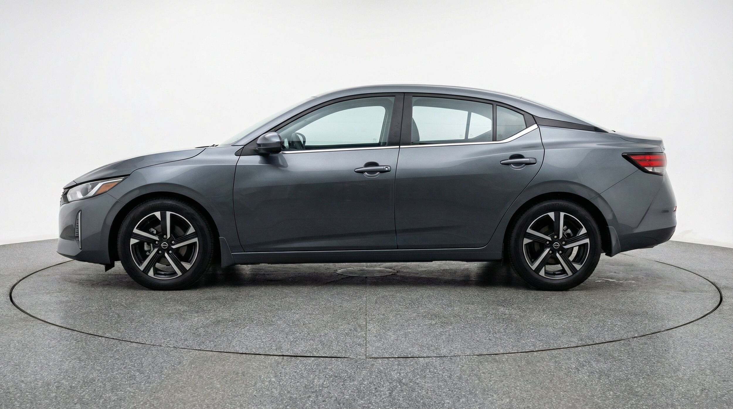 Thumbnail: 2025 Nissan Sentra - 5