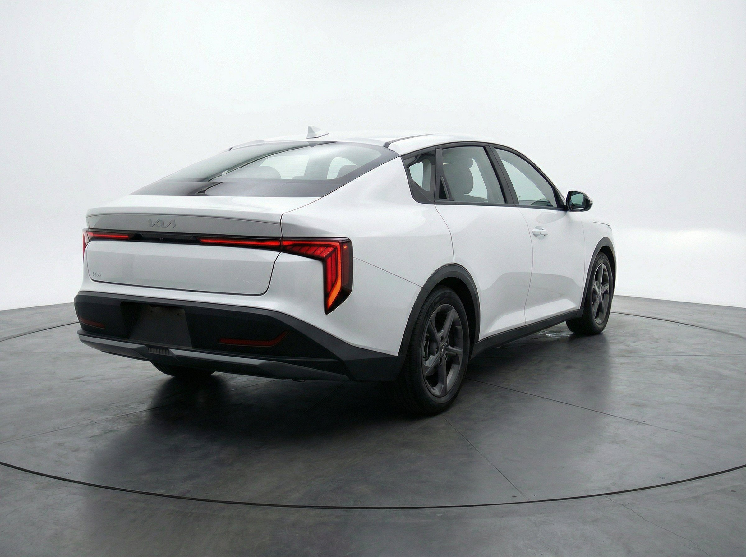 Thumbnail: 2025 Kia K4 - 9