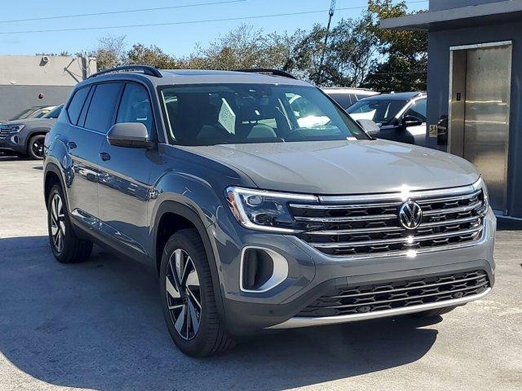 New 2026 Volkswagen Atlas 2.0T SE w/Technology SUV