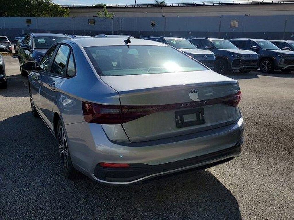 New 2026 Volkswagen Jetta 1.5T Sport Sedan