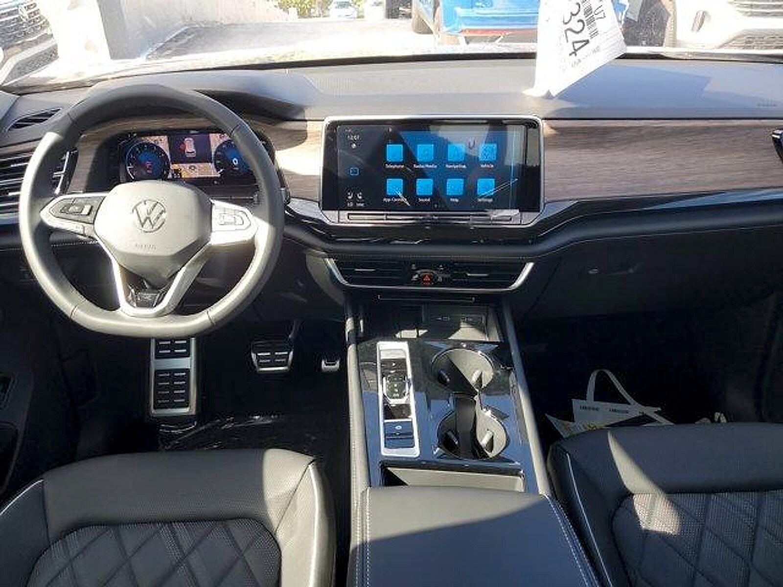 2026 Volkswagen Atlas SEL Premium R-Line - Photo 6