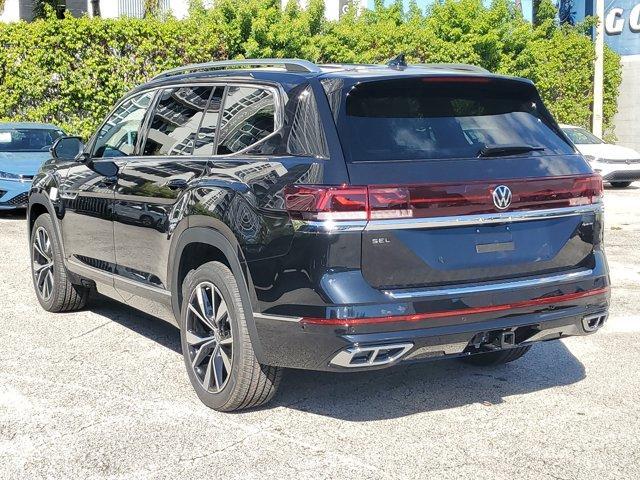 2026 Volkswagen Atlas SEL Premium R-Line photo 2