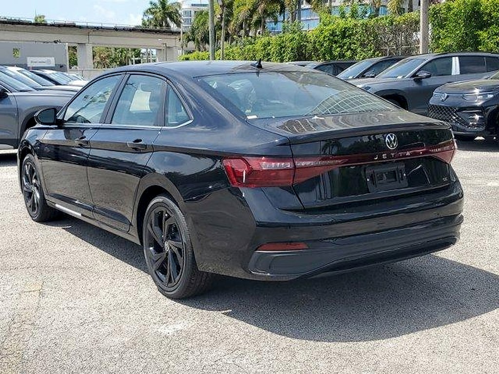 New 2026 Volkswagen Jetta 1.5T SE Sedan