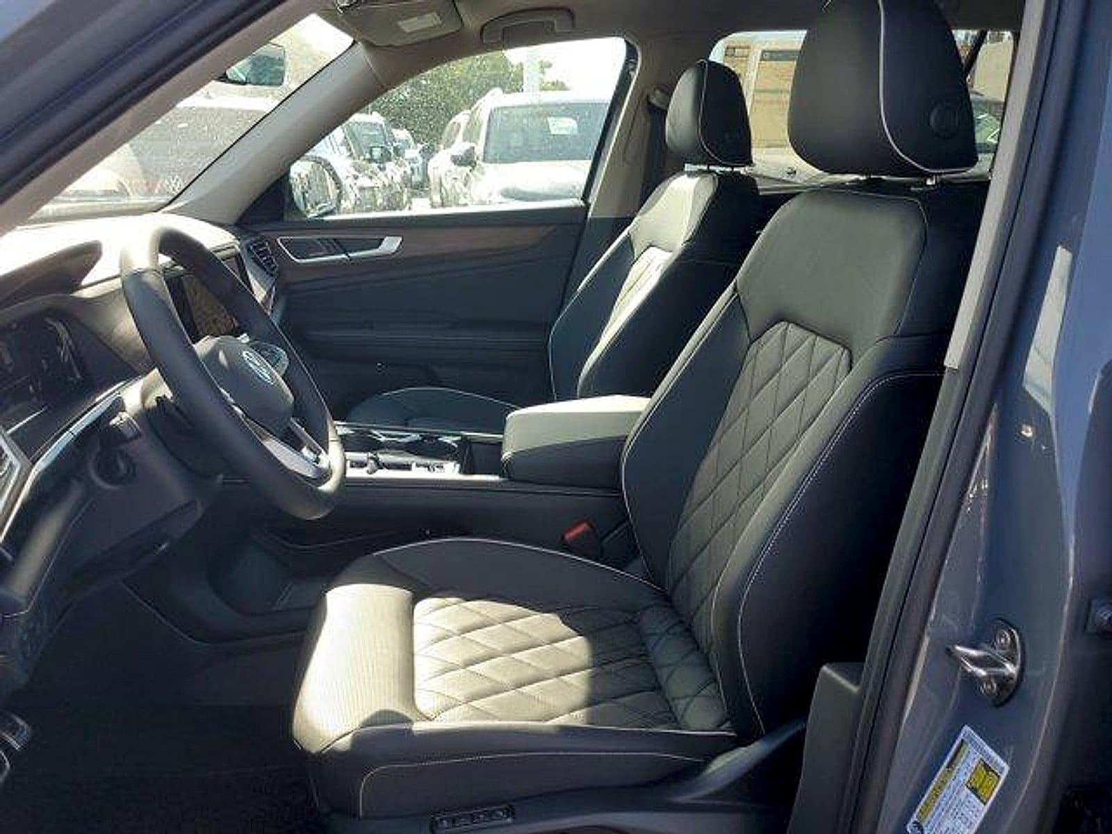 2026 Volkswagen Atlas SEL Premium R-Line - Photo 11