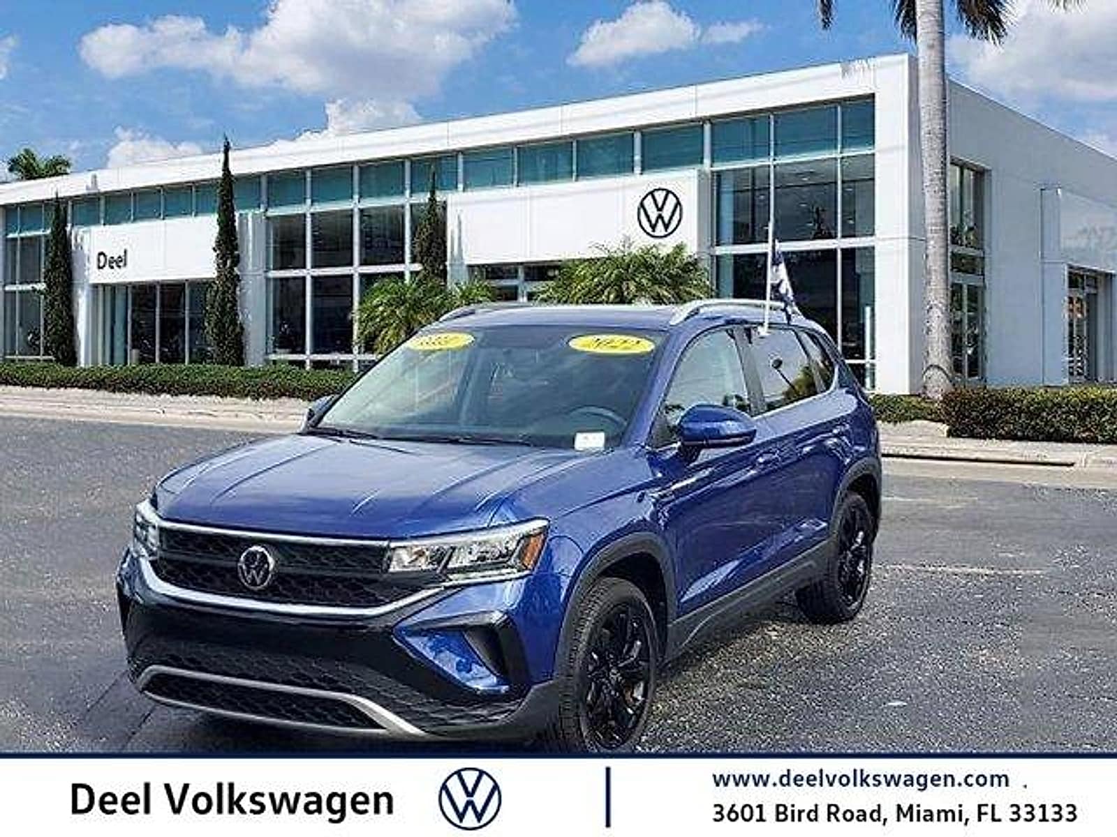 2022 Volkswagen Taos SE's photo