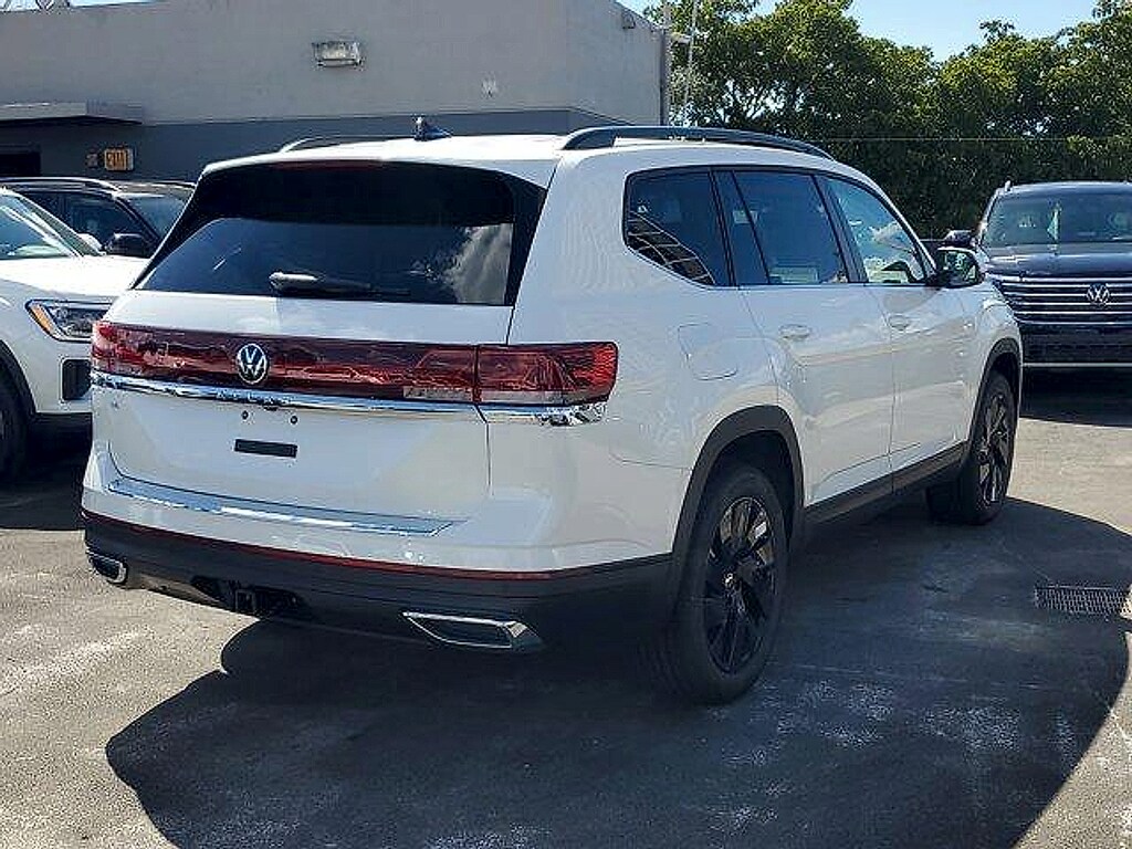 New 2026 Volkswagen Atlas 2.0T SE w/Technology SUV
