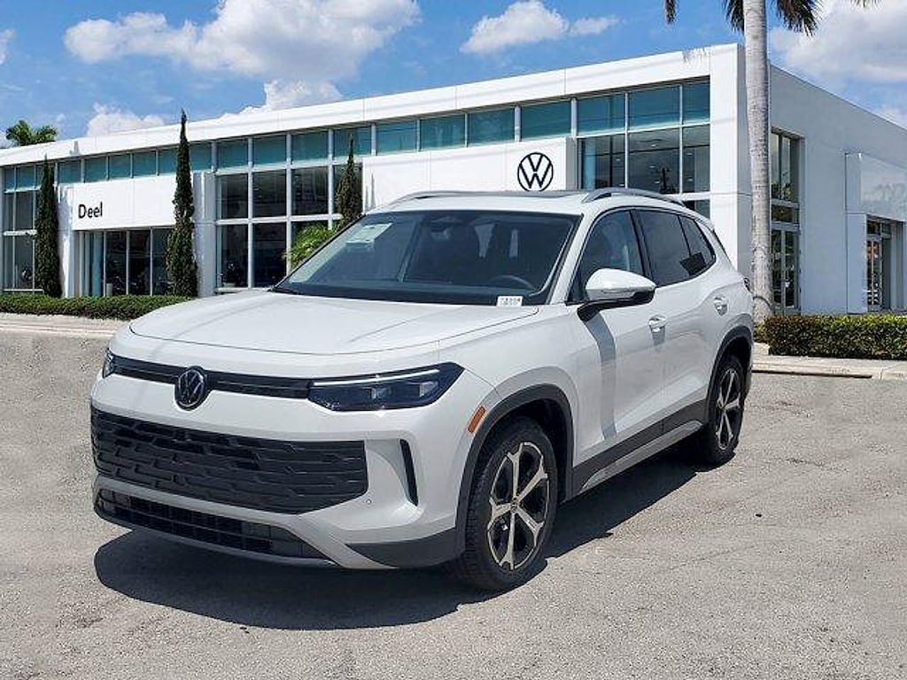 New 2026 Volkswagen Tiguan 2.0T SE SUV