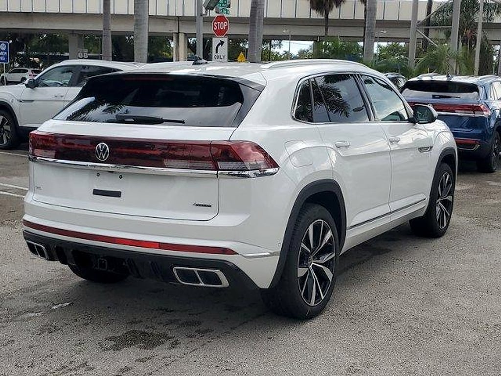 New 2026 Volkswagen Atlas Cross Sport 2.0T SEL Premium R-Line SUV
