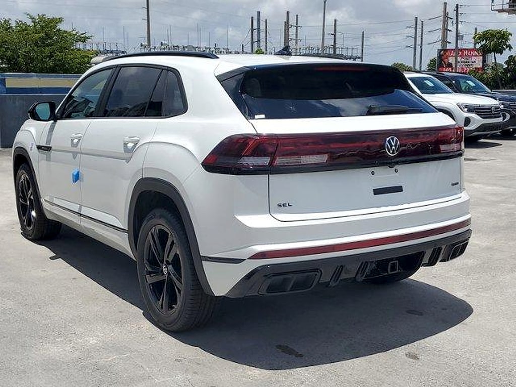 New 2026 Volkswagen Atlas Cross Sport 2.0T SEL R-Line Black SUV