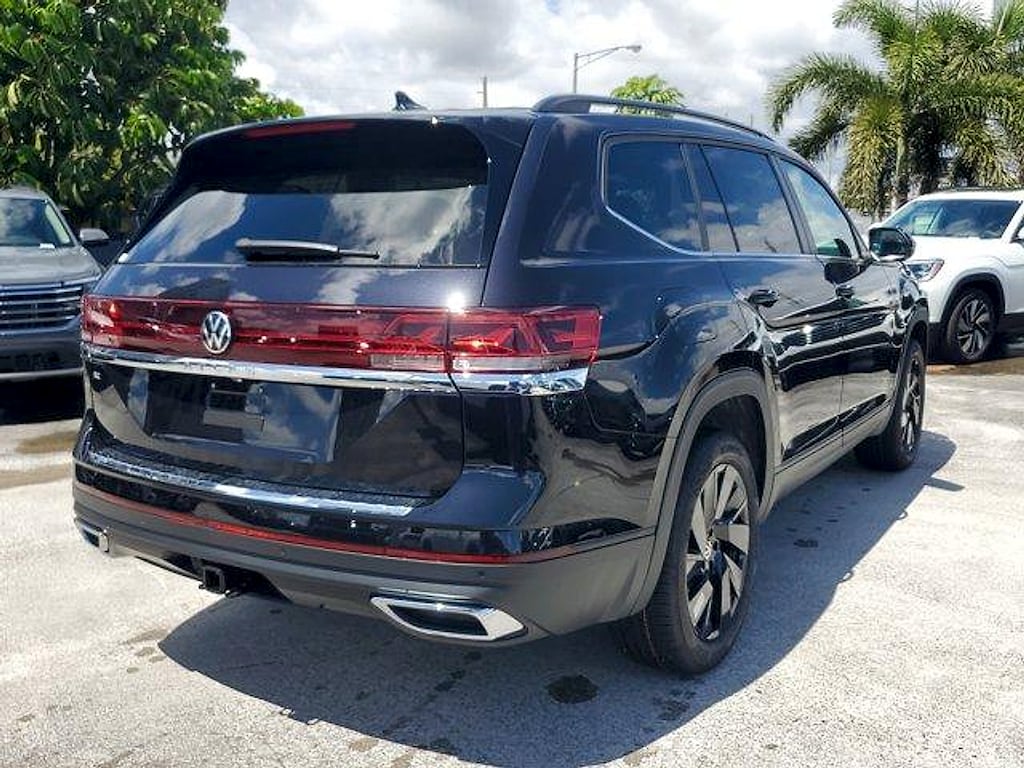 New 2026 Volkswagen Atlas 2.0T SE w/Technology SUV
