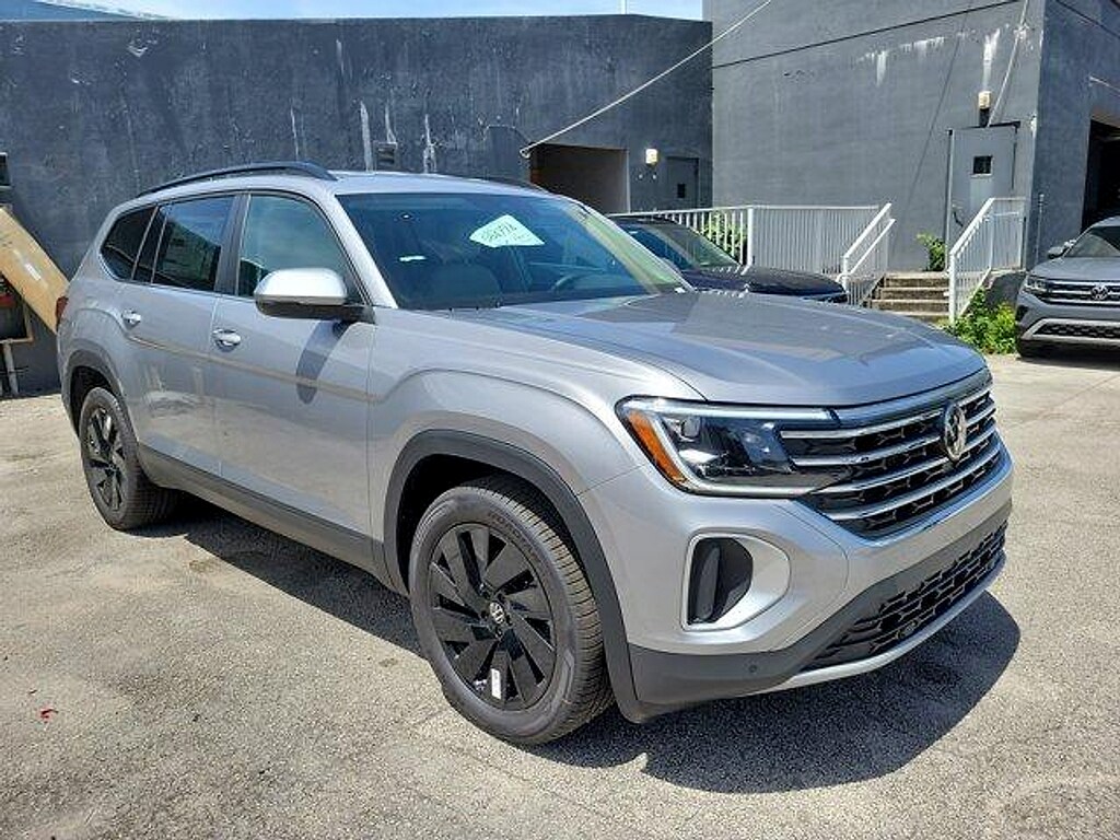 New 2026 Volkswagen Atlas 2.0T SE w/Technology SUV