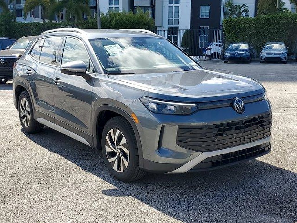 New 2025 Volkswagen Tiguan 2.0T S SUV