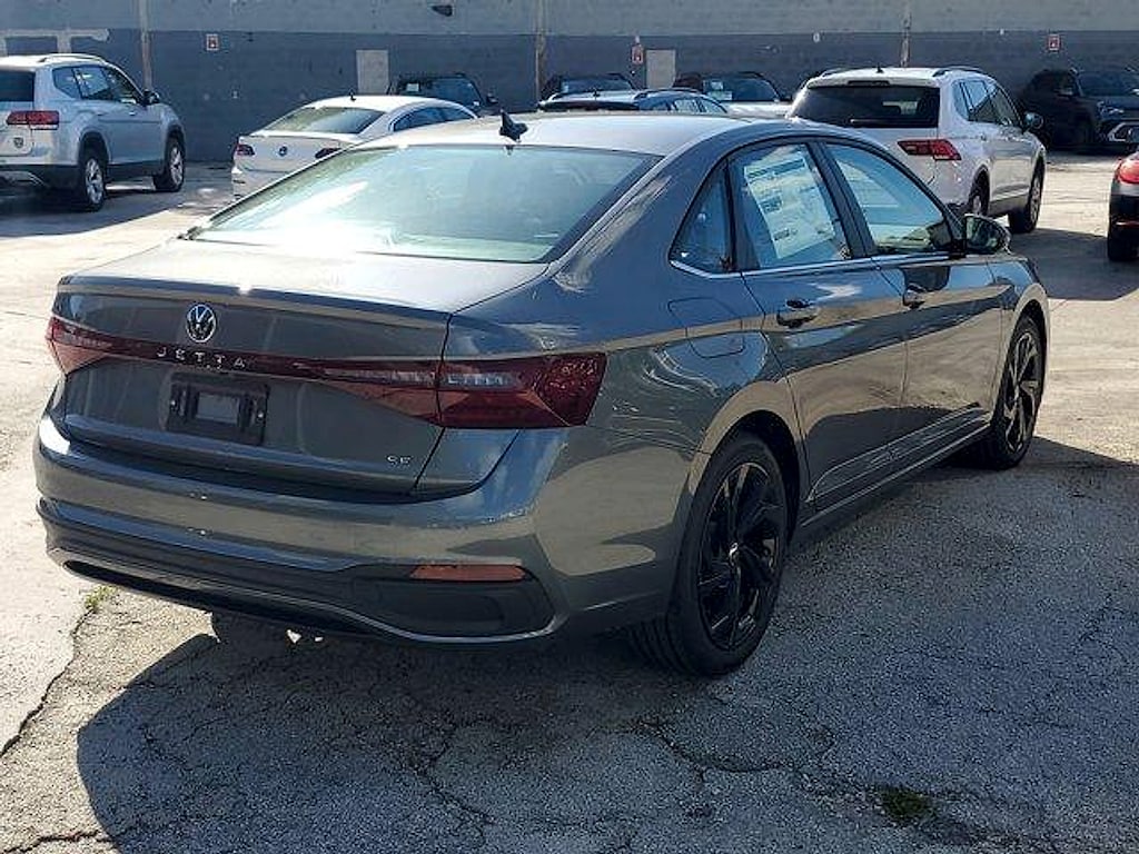 New 2026 Volkswagen Jetta 1.5T SE Sedan