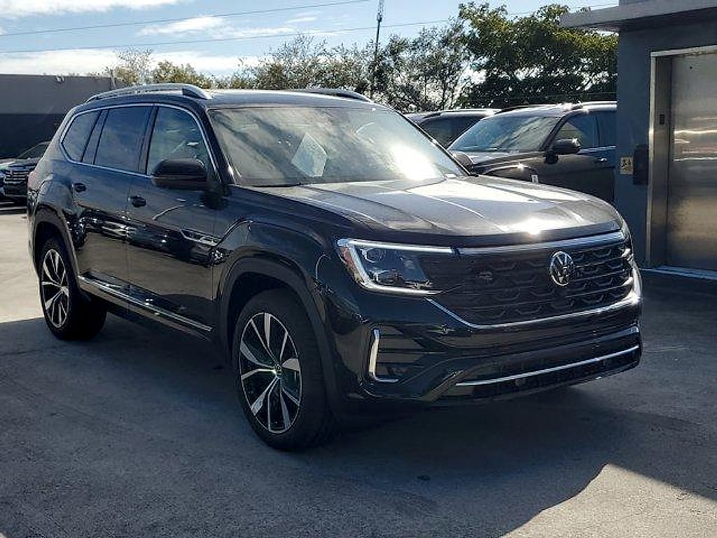 New 2026 Volkswagen Atlas 2.0T SEL Premium R-Line SUV