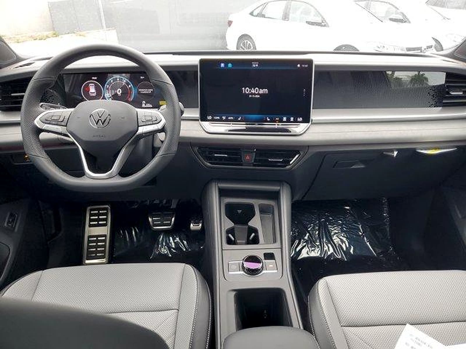 2026 Volkswagen Tiguan SE R-LINE BLACK - Photo 6